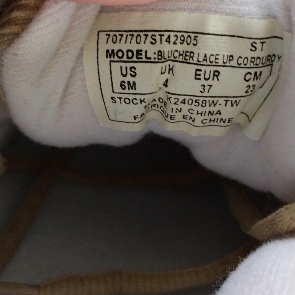 Ryka corduroy sneakers. - Picture 5 of 8
